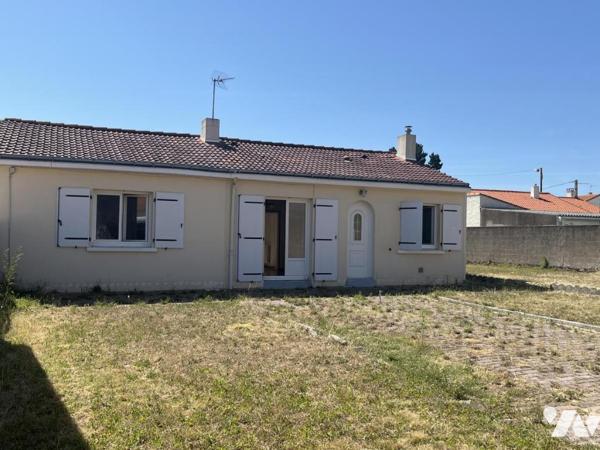 PONT-SAINT-MARTIN - Maison de plain-pied