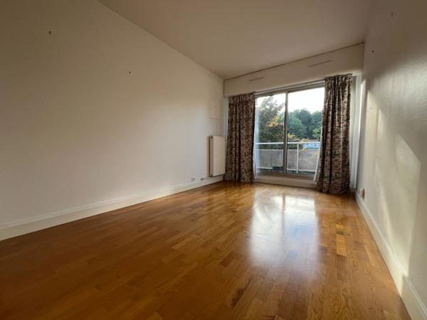 A Vendre Appartement Meaux 3 pièce(s) 83.19 m2, balcon et 2 places de parking  sous sol et 1 cave..