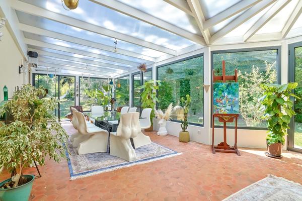 Louveciennes Maison 8 pièces 281 m² avec jardin €1 575 000 ** - Référence 27893