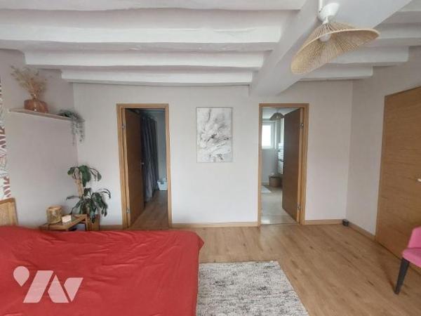 A VENDRE - CRAON - MAISON CAMPAGNE EN HAMEAU - JARDIN