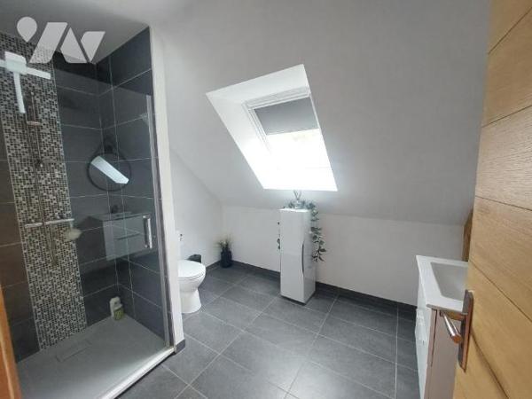 A VENDRE - CRAON - MAISON CAMPAGNE EN HAMEAU - JARDIN