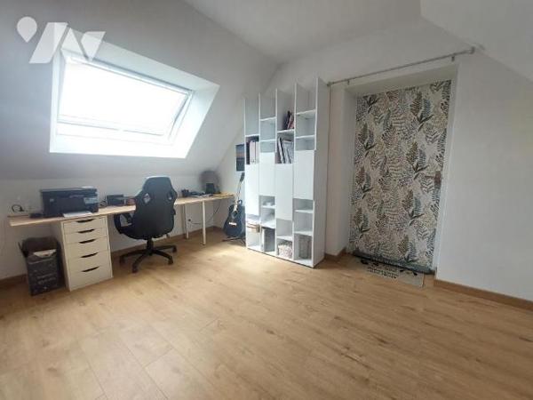 A VENDRE - CRAON - MAISON CAMPAGNE EN HAMEAU - JARDIN
