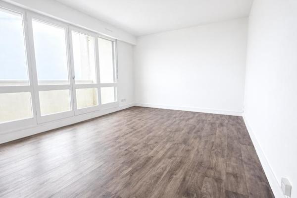Appartement à louer 760 € CC Nantes 3 p 62 m² DPE D