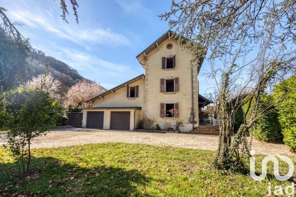 Maison 6 pièces de 174 m² à Villard-Bonnot (38190)