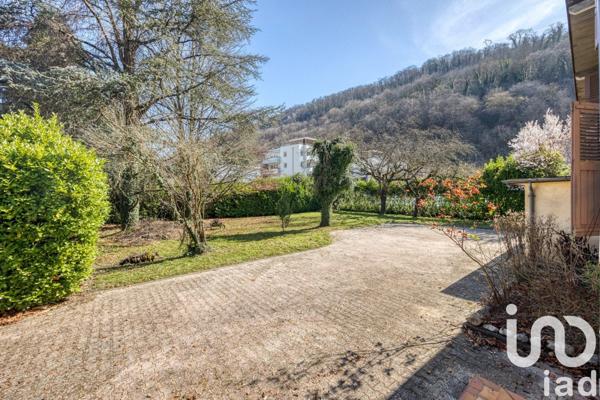 Maison 6 pièces de 174 m² à Villard-Bonnot (38190)