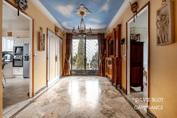 Maison à vendre 7 pièces PARAY VIEILLE POSTE (91) - Sous-sol - Terrain 730m² - Dépendance.