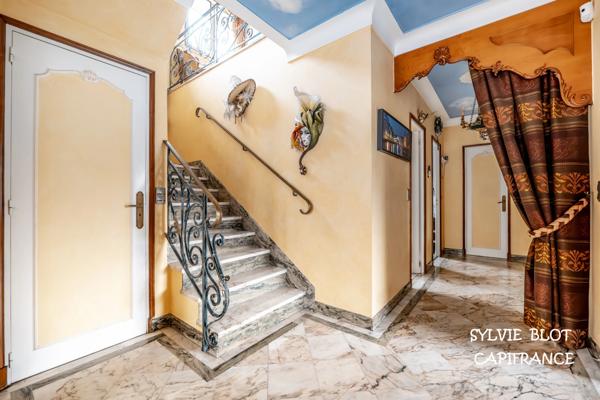 Maison à vendre 7 pièces PARAY VIEILLE POSTE (91) - Sous-sol - Terrain 730m² - Dépendance.