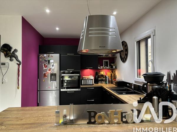 Maison à vendre 5 pièces 134 m² Charentay