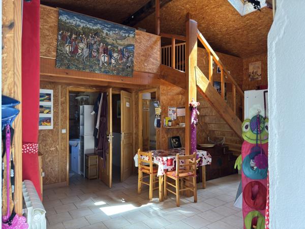 Maison en pierre rénovée – Meublée à Thueyts (07)