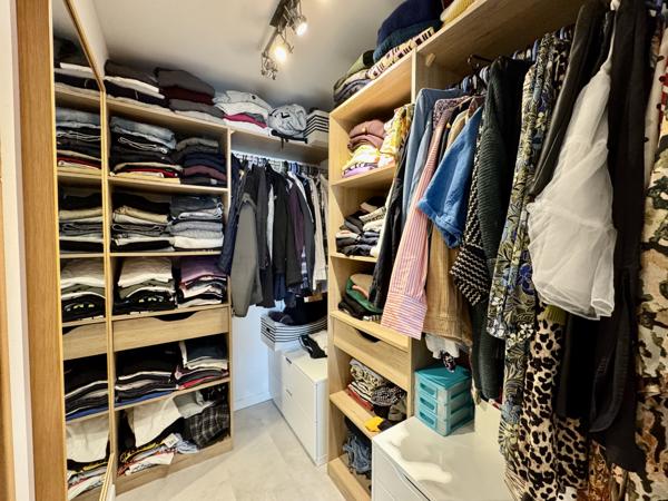 Saint-Julien-des-Landes (85150) L'Élégance de la Vie de Village à Deux Pas de la Mer !