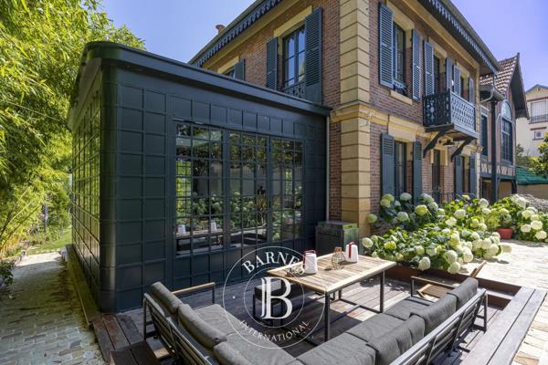 Ville-d'Avray, Maison 5 Chambres -  285 m² à vendre