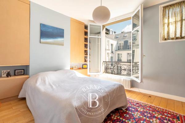 Paris 9ème, Appartement 3 Chambres -  168 m² à vendre