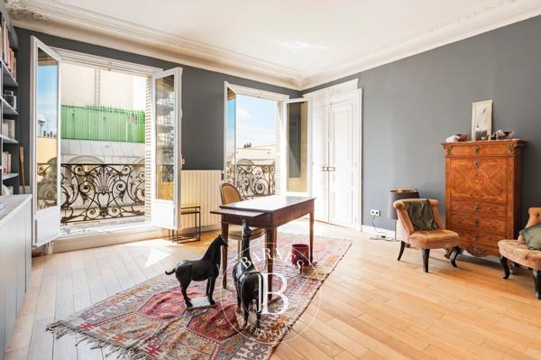 Paris 9ème, Appartement 3 Chambres -  168 m² à vendre