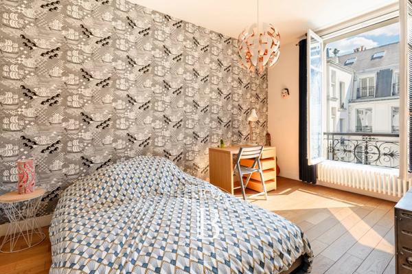 Paris 9ème, Appartement 3 Chambres -  168 m² à vendre
