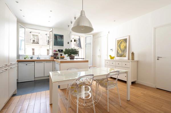 Paris 9ème, Appartement 3 Chambres -  168 m² à vendre