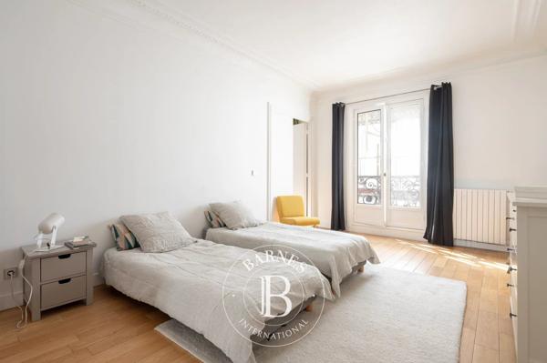 Paris 9ème, Appartement 3 Chambres -  168 m² à vendre