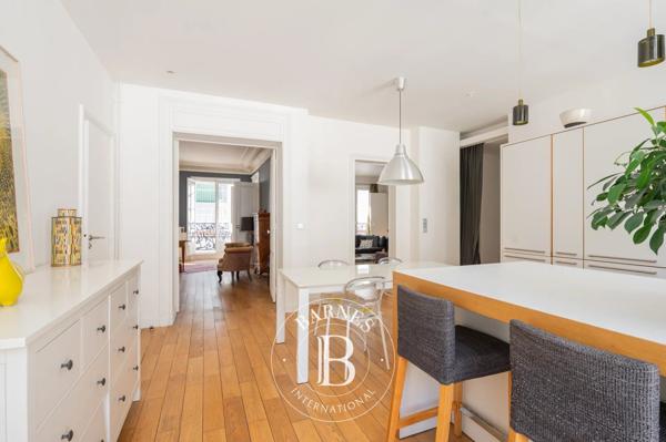 Paris 9ème, Appartement 3 Chambres -  168 m² à vendre