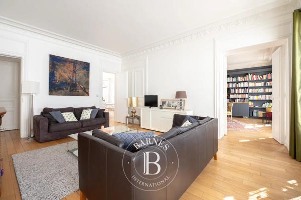 Paris 9ème, Appartement 3 Chambres -  168 m² à vendre