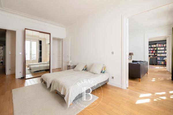 Paris 9ème, Appartement 3 Chambres -  168 m² à vendre