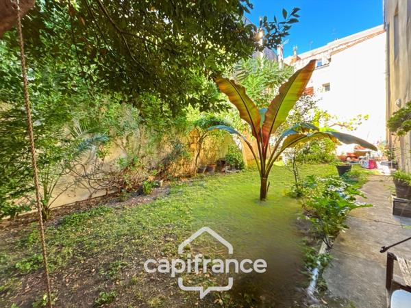 Bordeaux (33), quartier Saint-Michel, superbe appartement T3 en duplex dans un bel immeuble en pierre