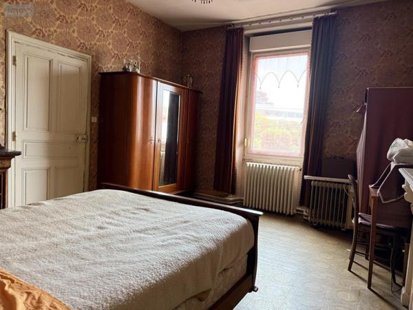 Maison à vendre à Guingamp dans les Côtes-d'Armor (22200), ref : 22064-1236