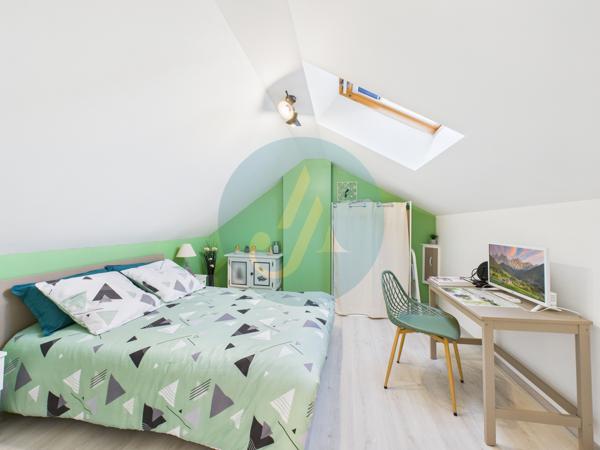 Garchy (58150) Maison sans travaux, 3 chambres, double garage sur jardin clos à Garchy