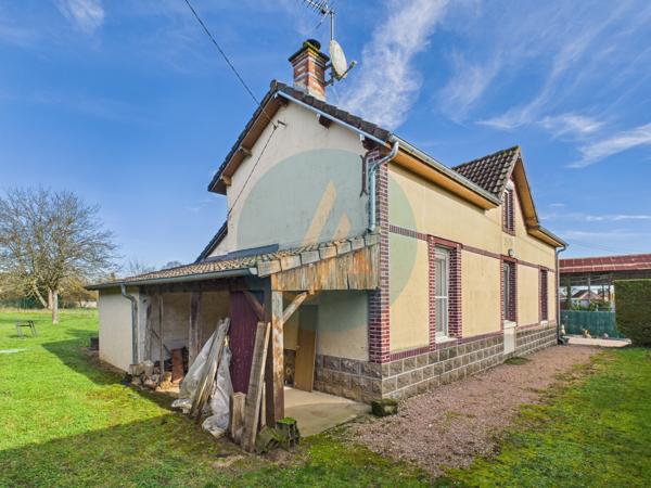 Garchy (58150) Maison sans travaux, 3 chambres, double garage sur jardin clos à Garchy