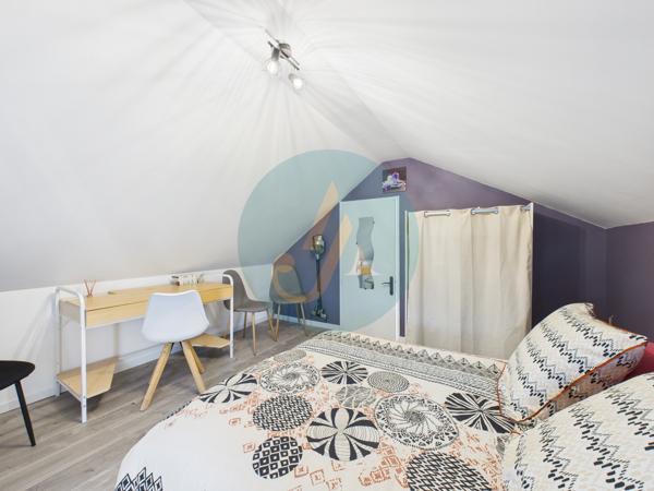 Garchy (58150) Maison sans travaux, 3 chambres, double garage sur jardin clos à Garchy