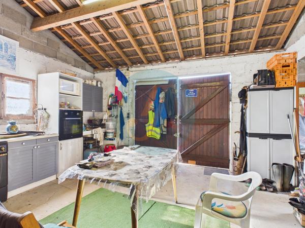 Garchy (58150) Maison sans travaux, 3 chambres, double garage sur jardin clos à Garchy