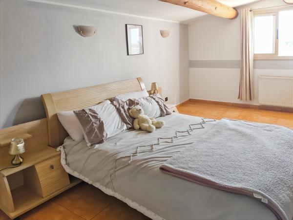 Sorgues (84700) Maison Sorgues 5 pièce(s) 267 m2