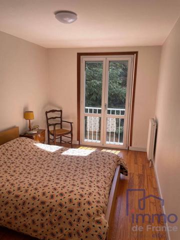 Superbe appartement F2 avec balcon et garage