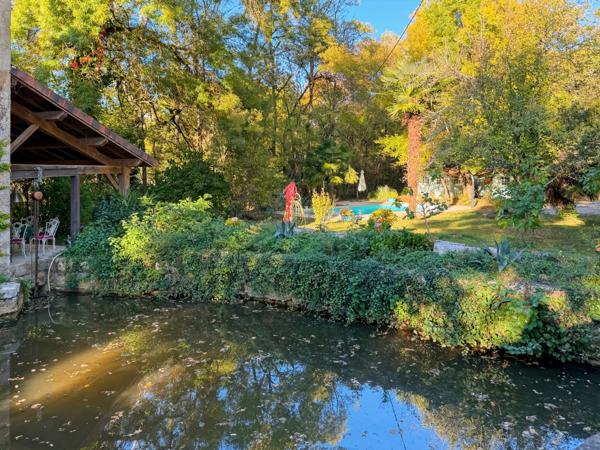 Maison à vendre 5 pièces VIC FEZENSAC (32) - Moulin rénové avec piscine – 120 m² habitables - 6632 m2 - Possibilité chambre d'hôtes