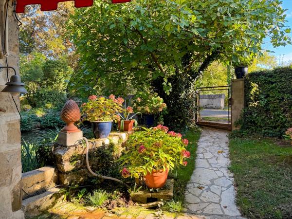 Maison à vendre 5 pièces VIC FEZENSAC (32) - Moulin rénové avec piscine – 120 m² habitables - 6632 m2 - Possibilité chambre d'hôtes