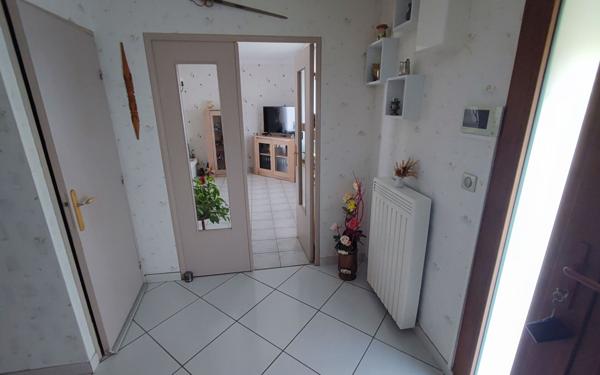 Maison à vendre    6 pièces •  Nogent-l'Artaud