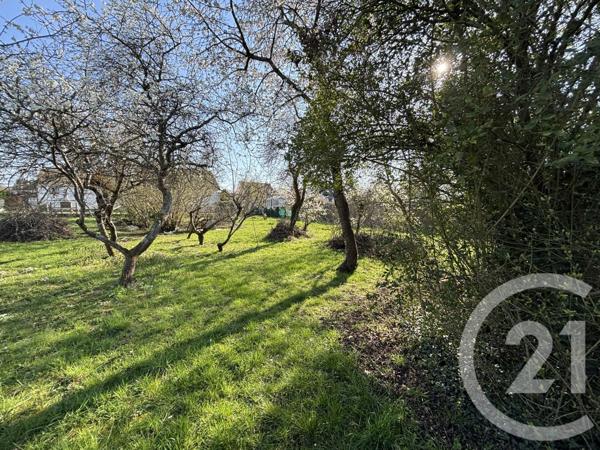 Terrain à vendre  806 m2 MENNECY - 91