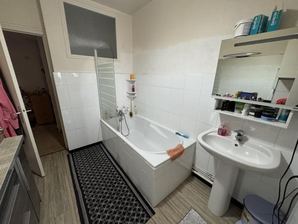 T4 + CAVE + GRENIER CENTRE VILLE