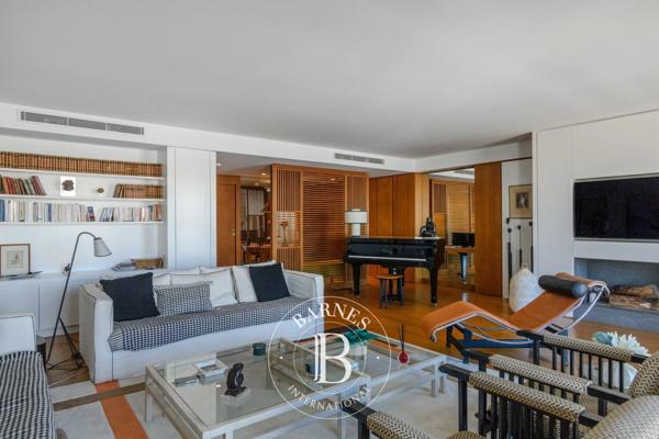 Marseille 7ème, Appartement 1 Chambre -  147 m² à vendre