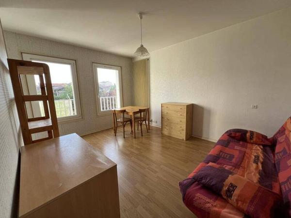 Appartement 1 pièce                                        - 43000 Le Puy-en-Velay Réf : 12824