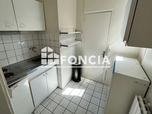 Location Studio 23.7 m² - 10 RUE DU CERCLE Rouen 76000