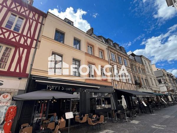 Location Studio 23.7 m² - 10 RUE DU CERCLE Rouen 76000