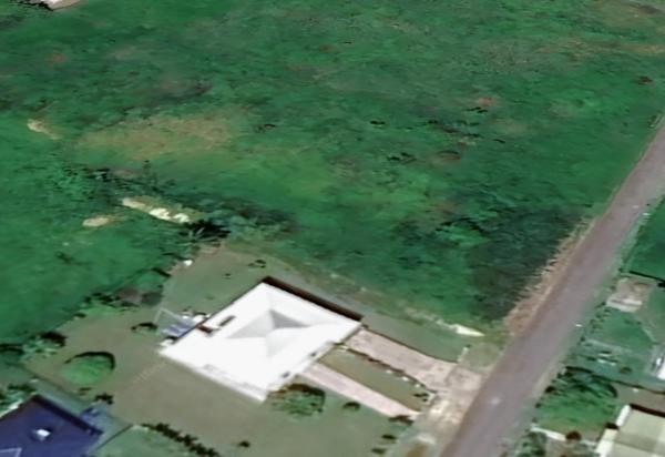Terrain de 1029 m² à Sainte-Anne, idéal pour projet immobilier
