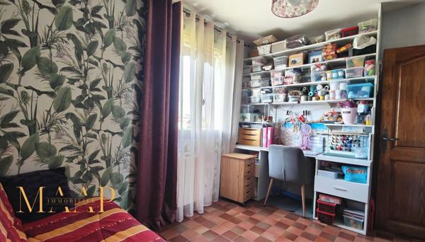 Maison, sous-sol total 144 000 €