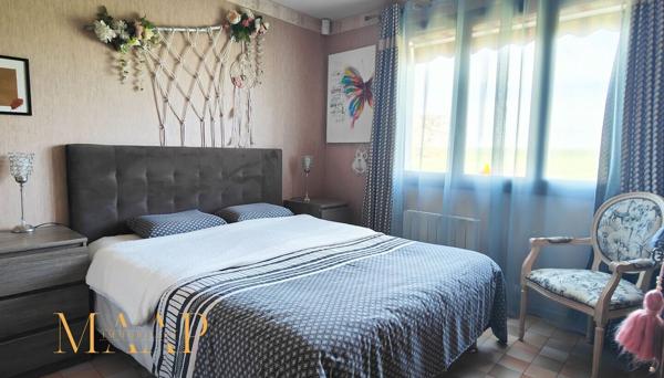 Maison, sous-sol total 144 000 €