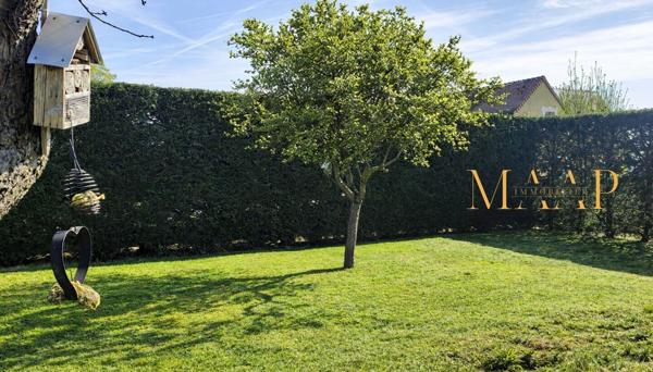 Maison, sous-sol total 144 000 €