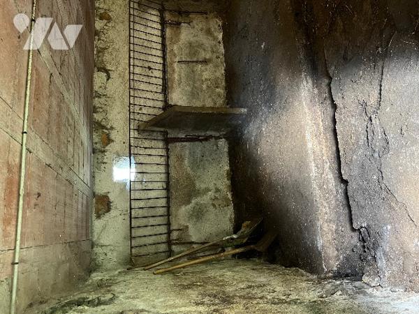 Sur les hauteurs de CAMPAN, une grange et hangar de 100 m² sur terrain de 553 m² avec vues montagnes