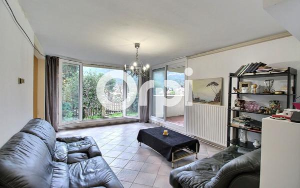 Appartement à vendre    6 pièces • 98,97 m2 La Penne-sur-Huveaune