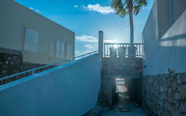 Appartement à vendre    3 pièces • 107,65 m2 Sanary-sur-Mer