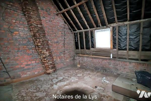 Maison à Vendre à Armentières (59280) en Nord (59)

Maison des années 30 à rénover comprenant...