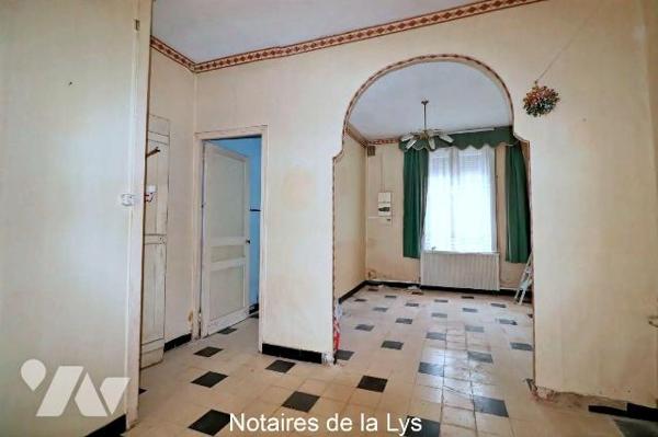 Maison à Vendre à Armentières (59280) en Nord (59)

Maison des années 30 à rénover comprenant...