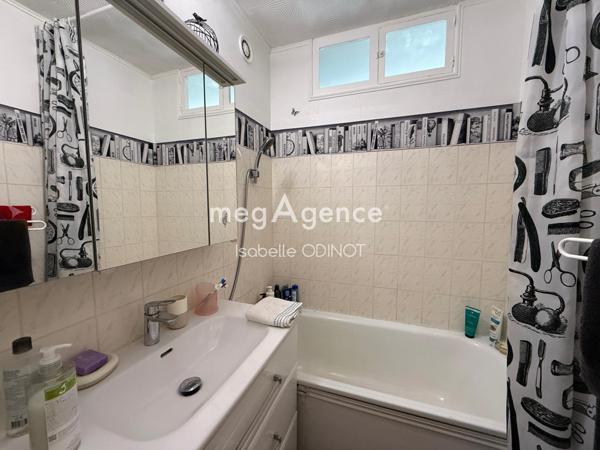 Appartement à FLINS-SUR-SEINE, 78410 - 4 pièces 79m²